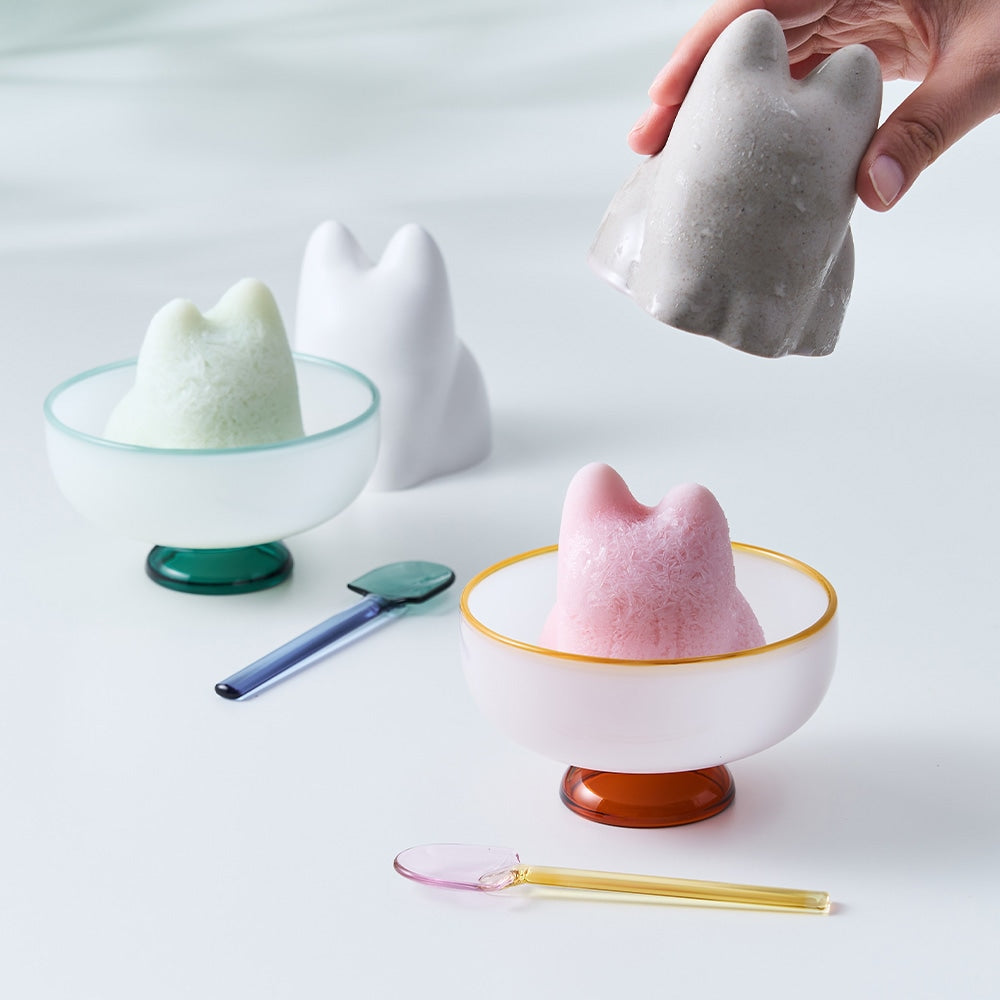 Transparent +d Koneko Cup for creative cat-shaped desserts