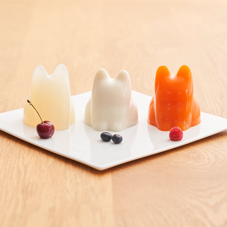 A kitten silhouette created with the +d Koneko Cup