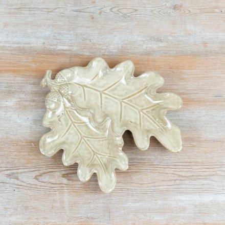 Cream Oak Leaf Dish, 23 cm – Item 80152 autumn home decor
