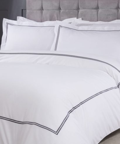Emma Barclay Carlton Embroidered Oxford Pillowcase Duvet Set – Graphite bedding set