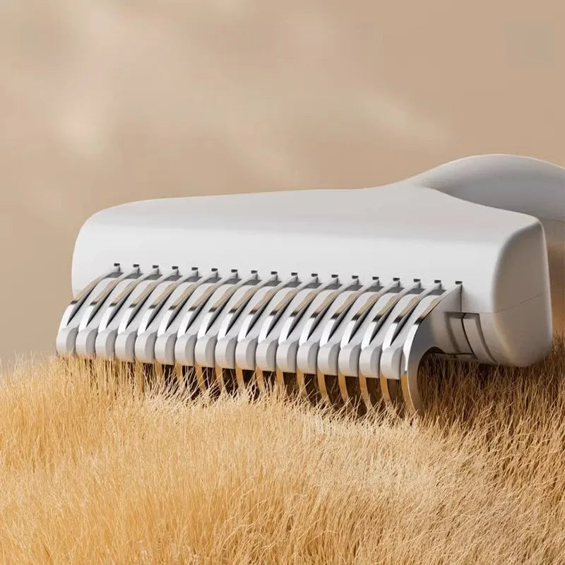 Curved Stainless Steel Pet Detangling Comb