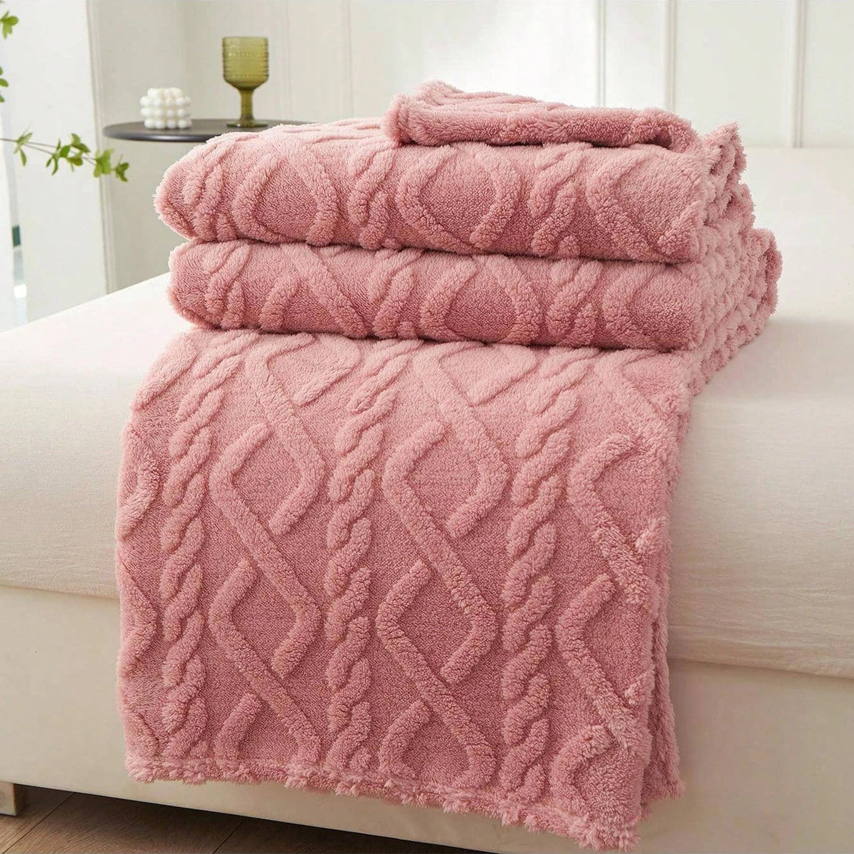 Geometric Coral Fleece Blanket – 7 Colours & 6 Sizes – Khaki / 100x150cm