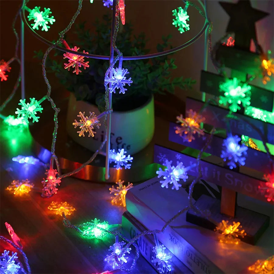 Snowflake LED Christmas String Lights - LOWZY