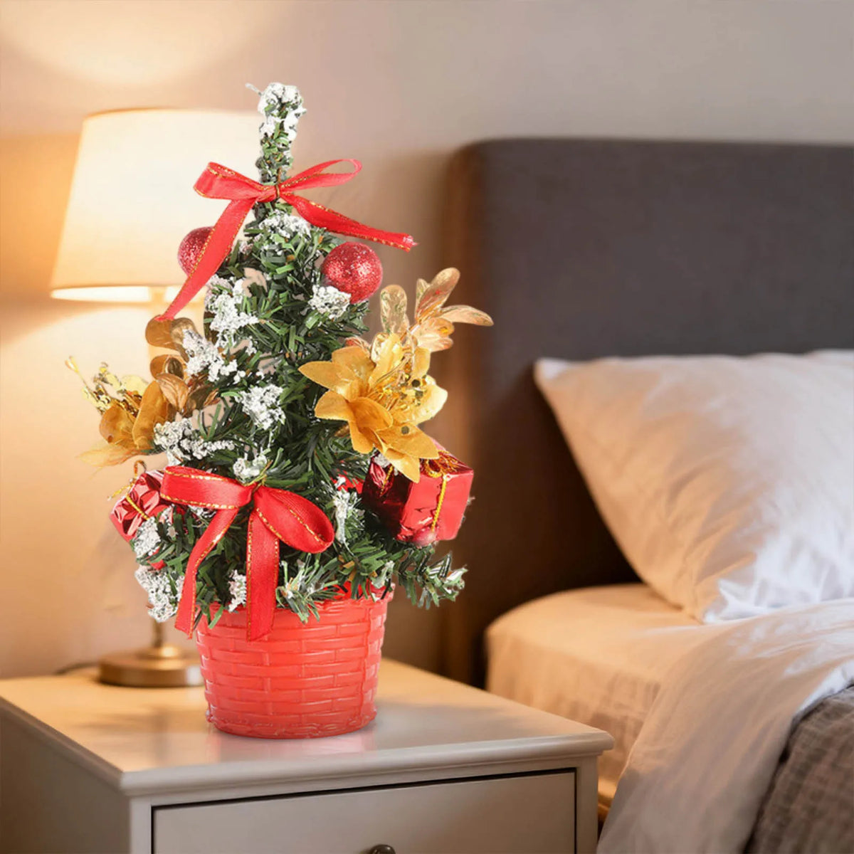 Mini Tabletop Christmas Tree Ornament - LOWZY