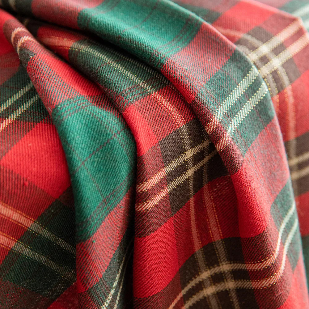 Vintage Tartan Round Christmas Tablecloth - Red - LOWZY