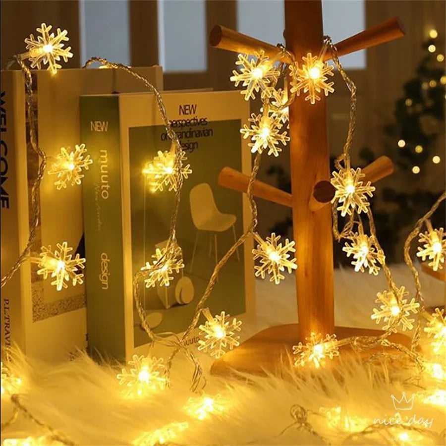 Snowflake LED Christmas String Lights - LOWZY