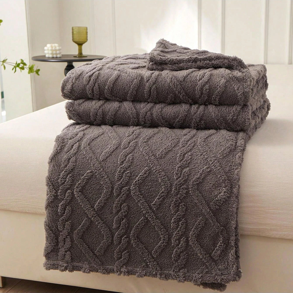 Geometric Coral Fleece Blanket – 7 Colours & 6 Sizes – Khaki / 120x200cm