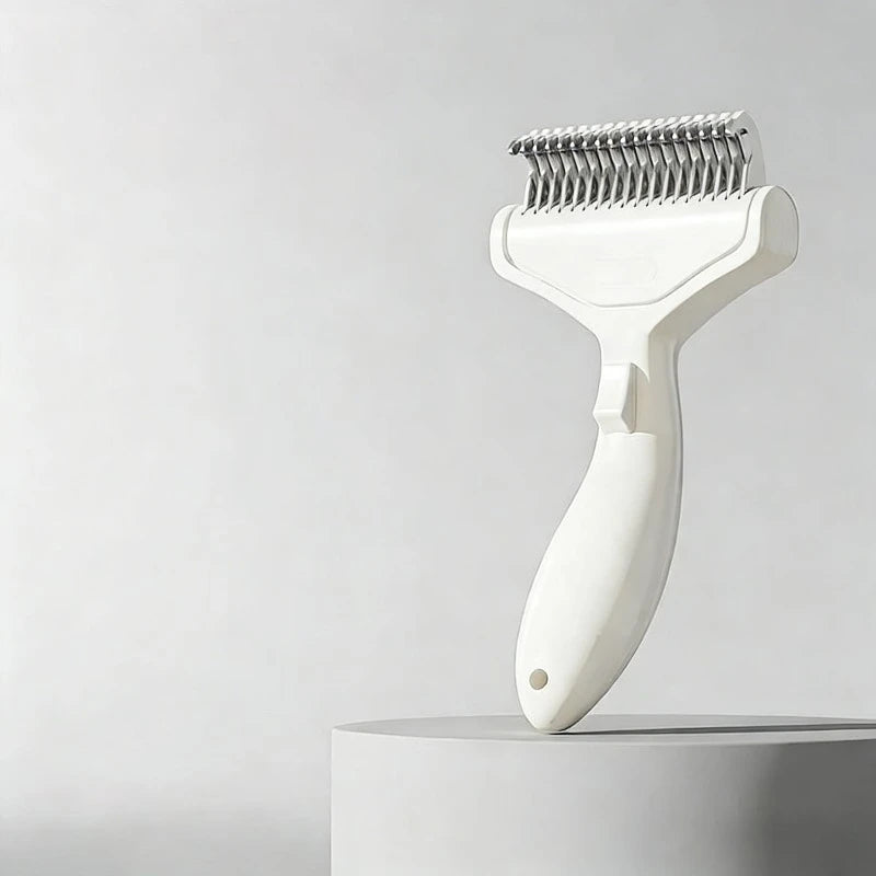 Curved Stainless Steel Pet Detangling Comb