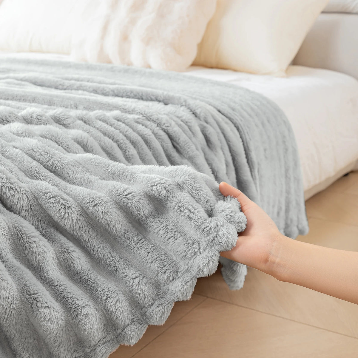 Ultra-Soft Striped Flannel Throw Blanket – 3 Sizes – MT280 / 200x150cm