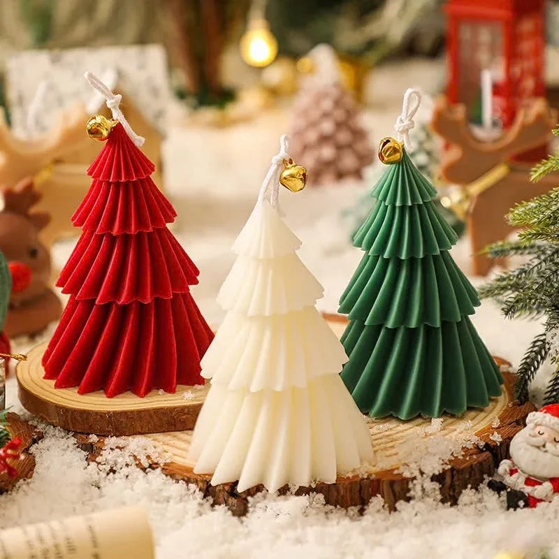 Christmas Tree Scented Candle - LOWZY