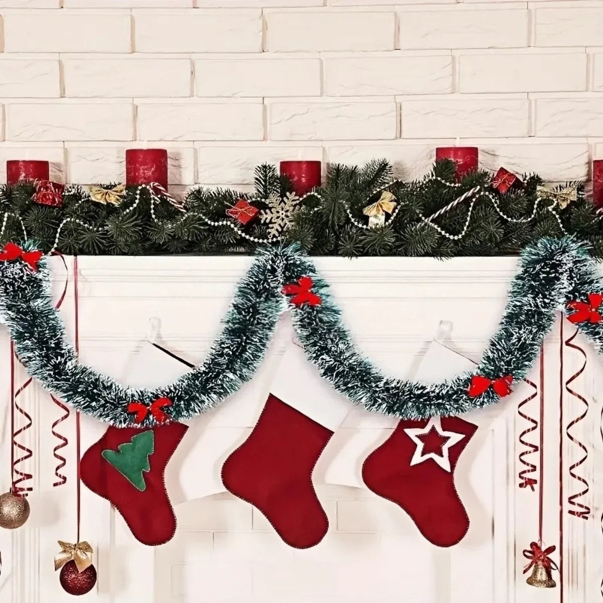 Green Christmas Garland with Bows & Baubles - LOWZY