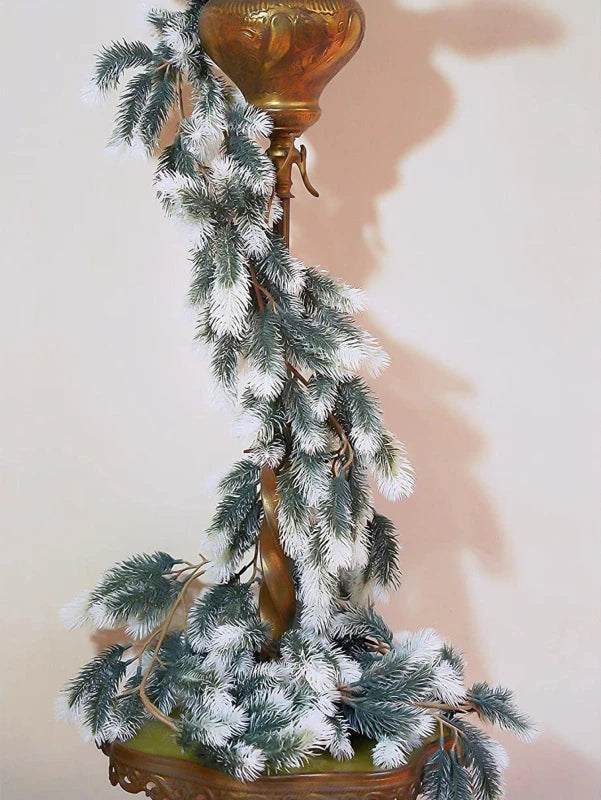 Artificial Pine Christmas Garland - LOWZY