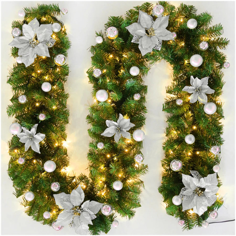 2.7m Light-Up Christmas Garland - LOWZY