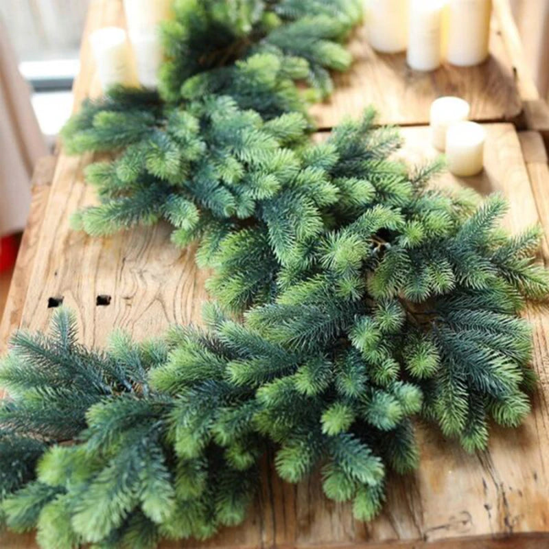 Artificial Pine Christmas Garland - LOWZY