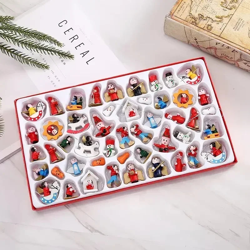 Boxed Wooden Christmas Tree Ornament Set - Wooden Decoration - LOWZY