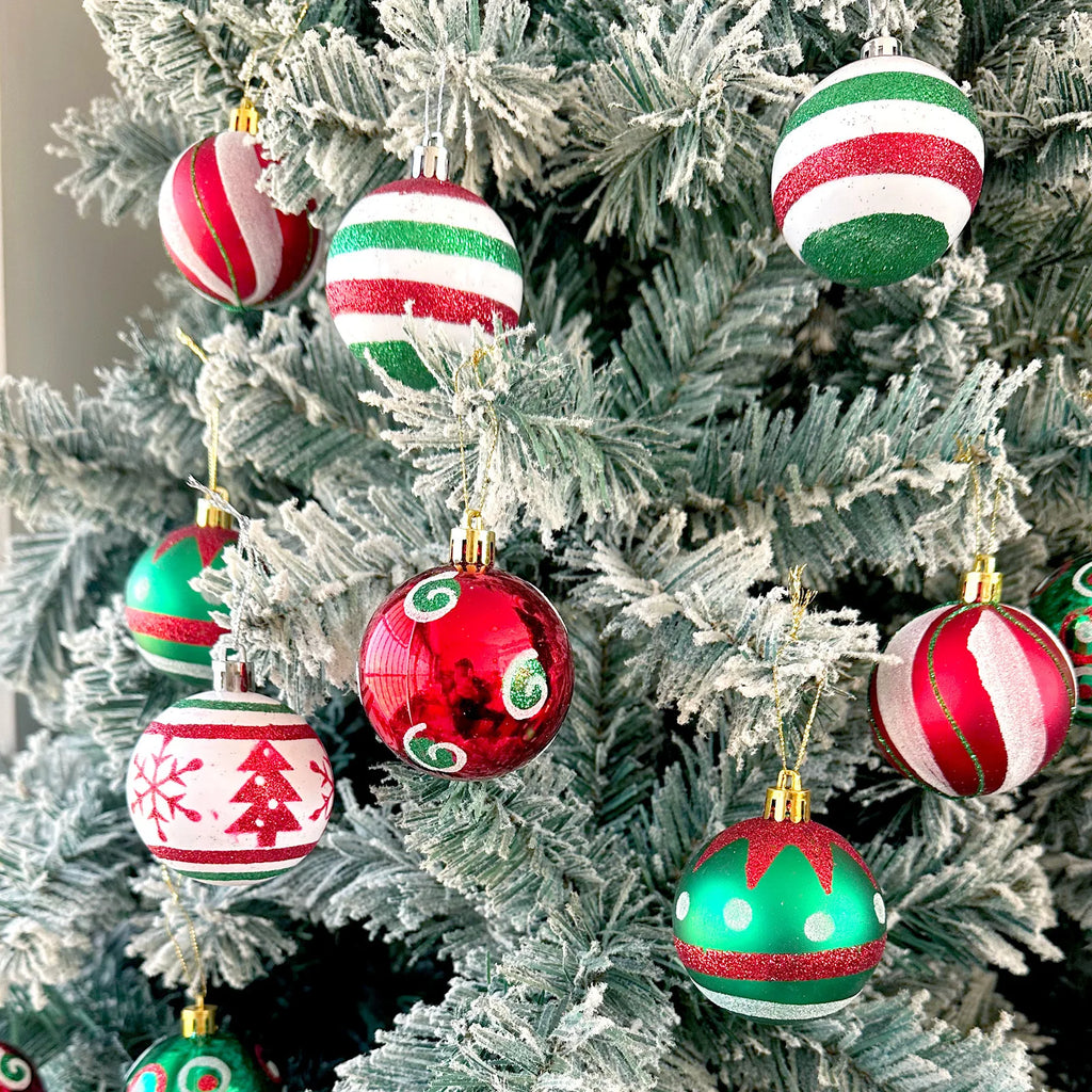 Traditional Christmas Baubles – 6 Piece Gift Set - view 3 - LOWZY