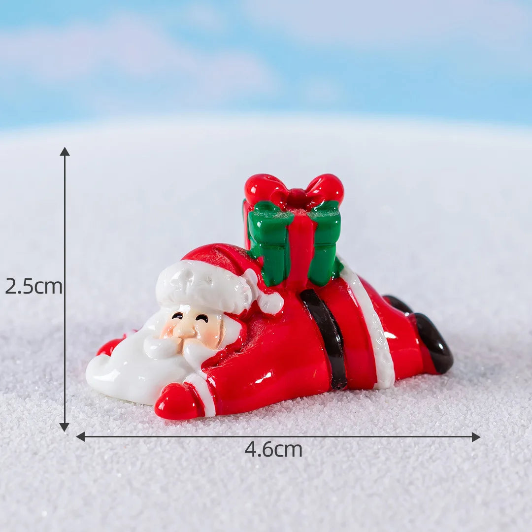 Mini Resin Christmas Character Figurine - LOWZY